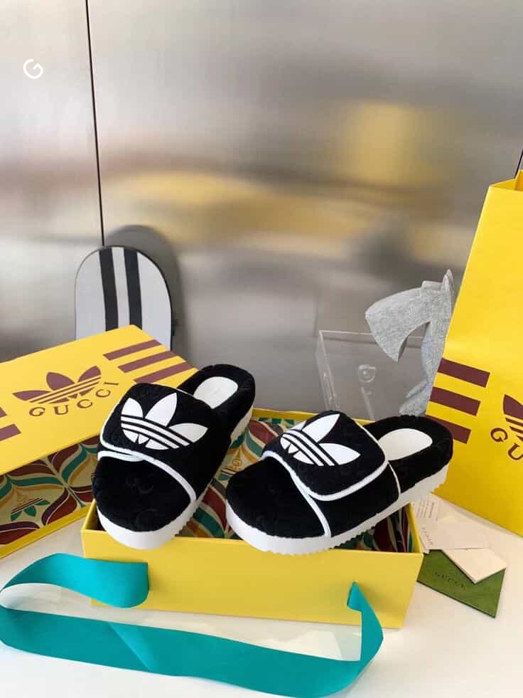 পুরুষদের জন্য স্লাইড স্লিপার