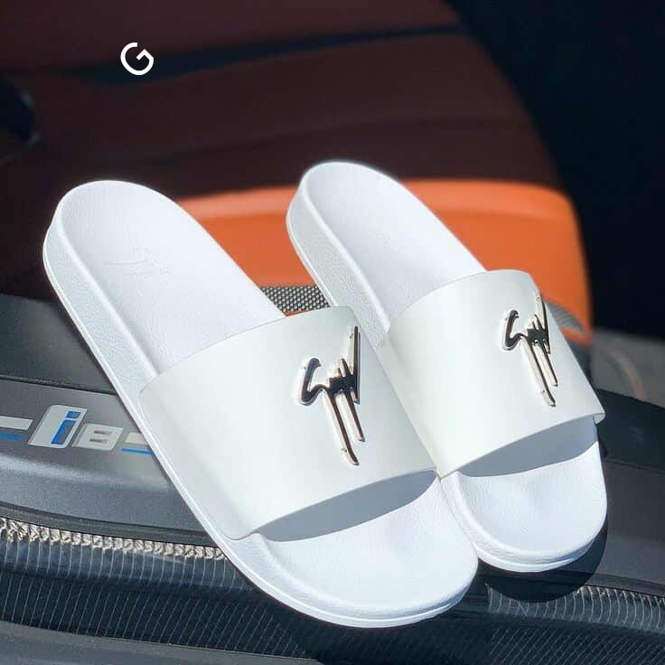 পুরুষদের জন্য স্লাইড স্লিপার